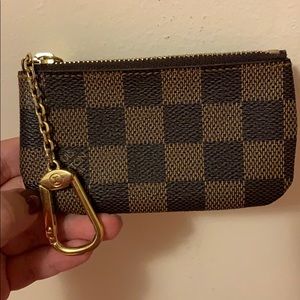 Louis Vuitton in Damier Ebene